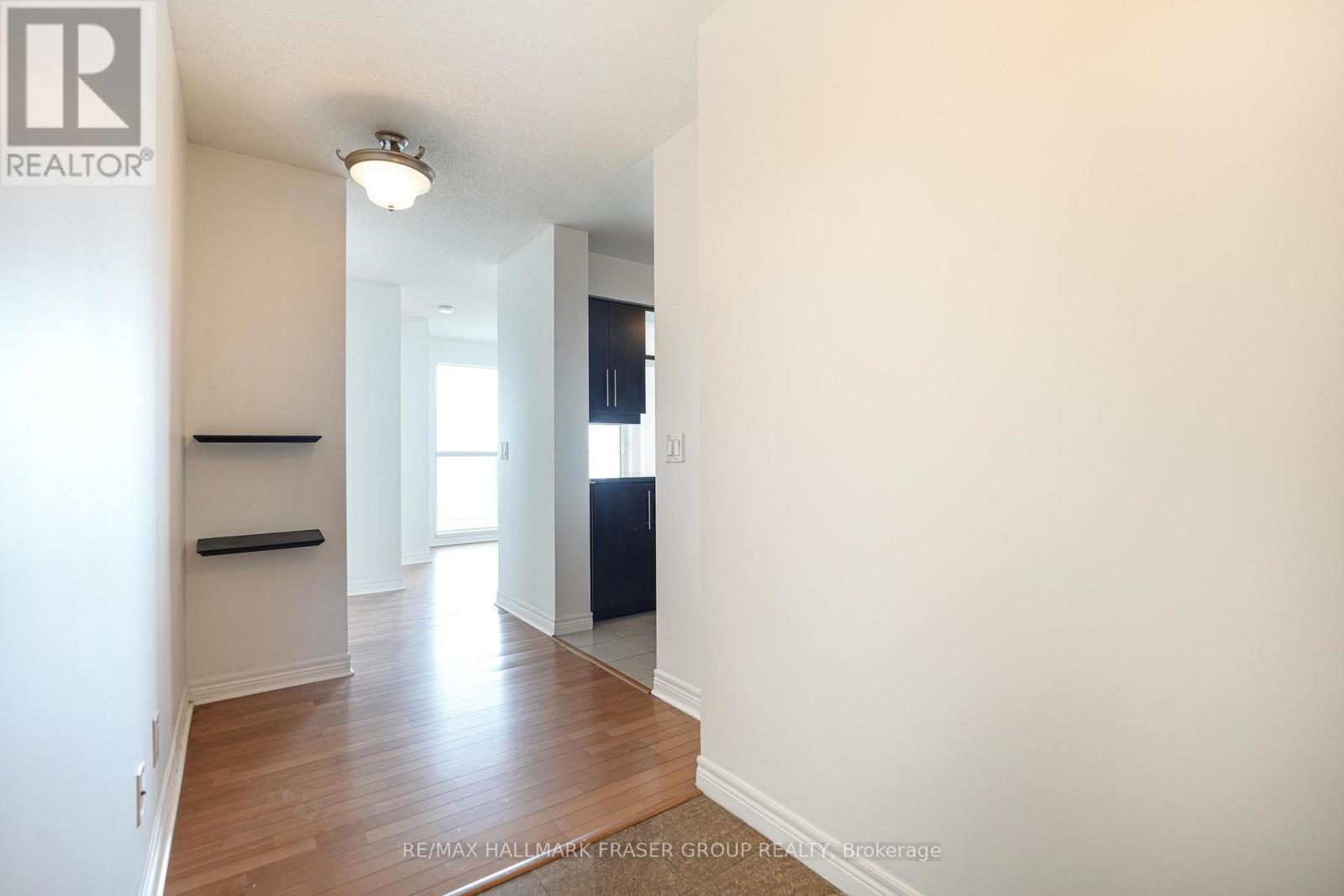 2204 - 70 TOWN CENTRE COURT - Photo 2