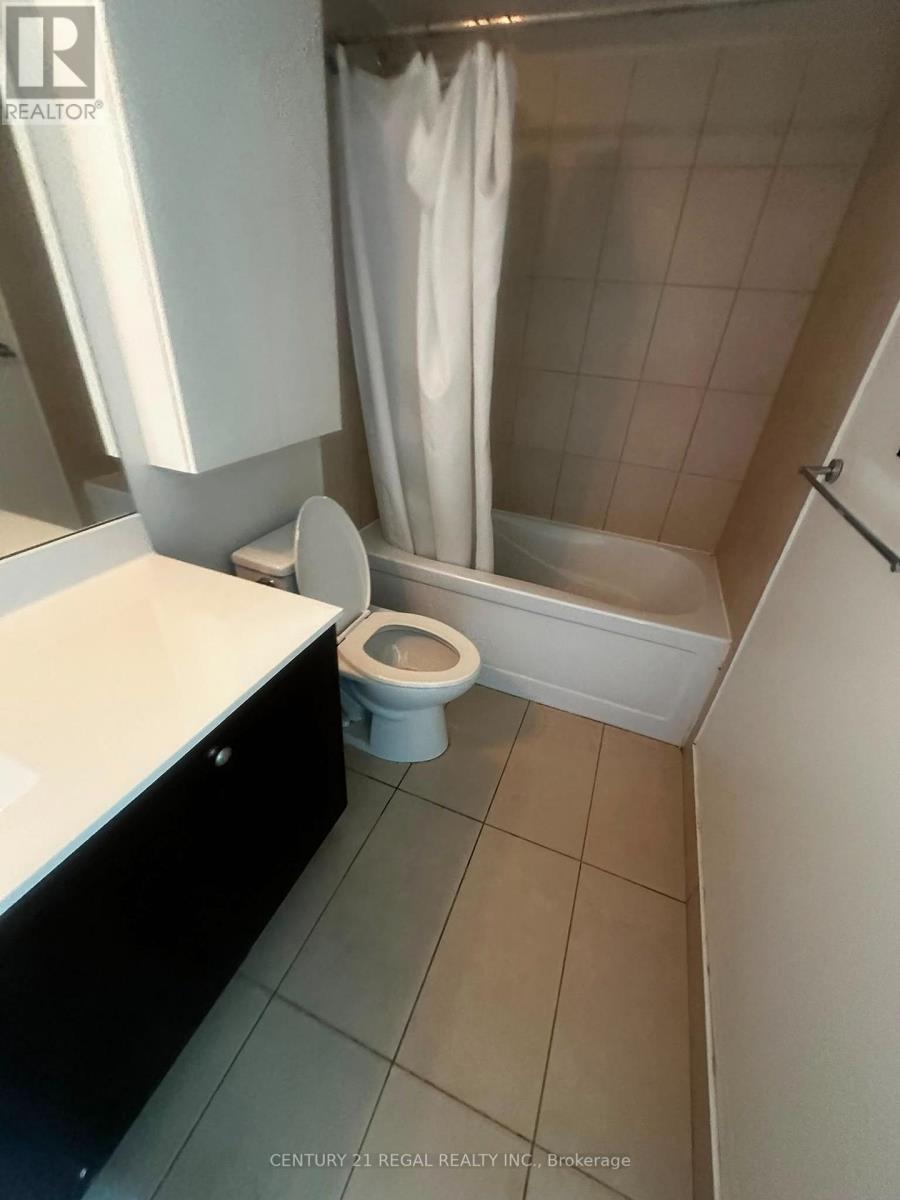 Unknown Address, ,    - Photo 12 - E13568300
