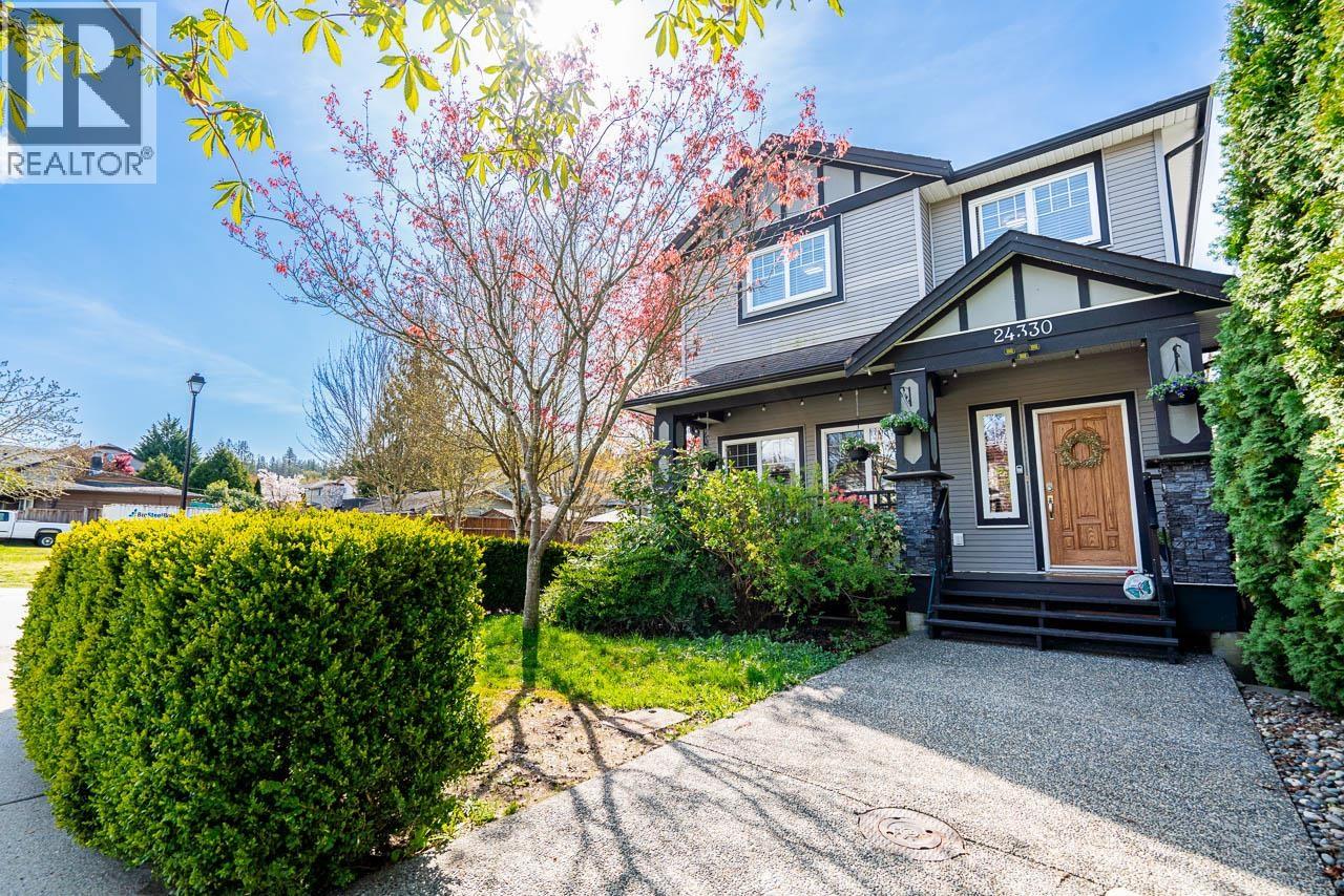 24330 102 AVENUE, Maple Ridge, British Columbia