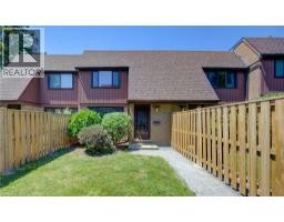 150 KINGSWOOD Drive Unit# B, kitchener, Ontario