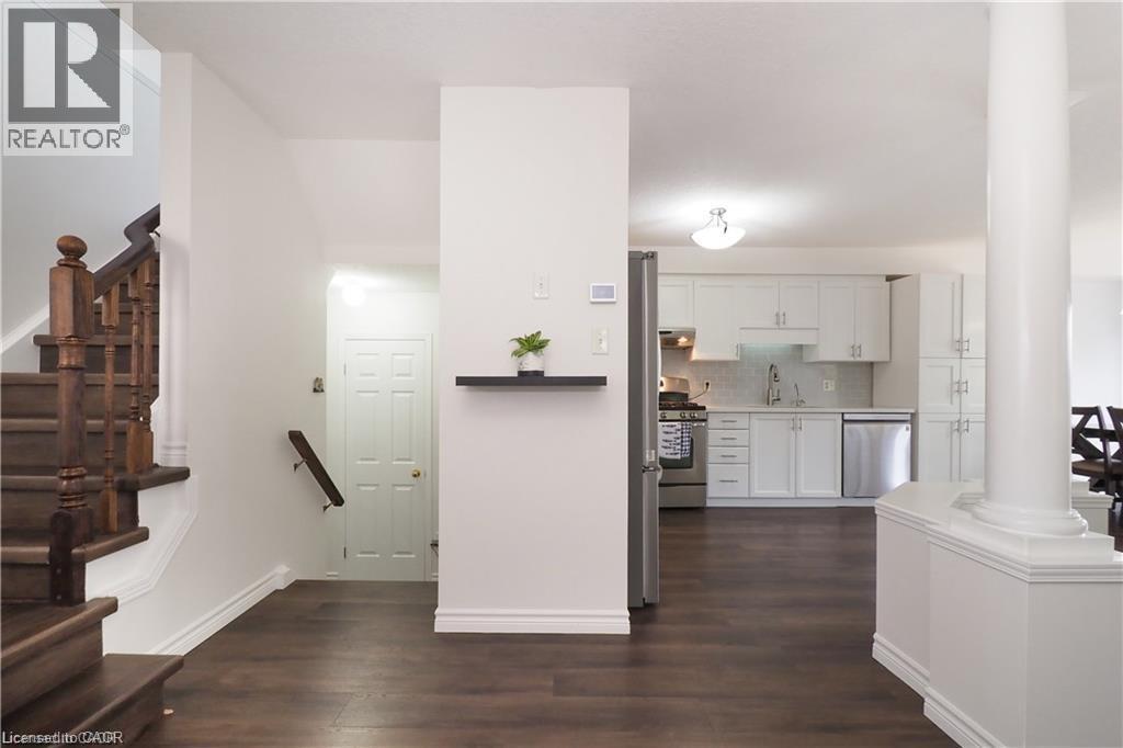 14 Donnenwerth Drive, Kitchener, Ontario  N2E 3X3 - Photo 5 - 40848437