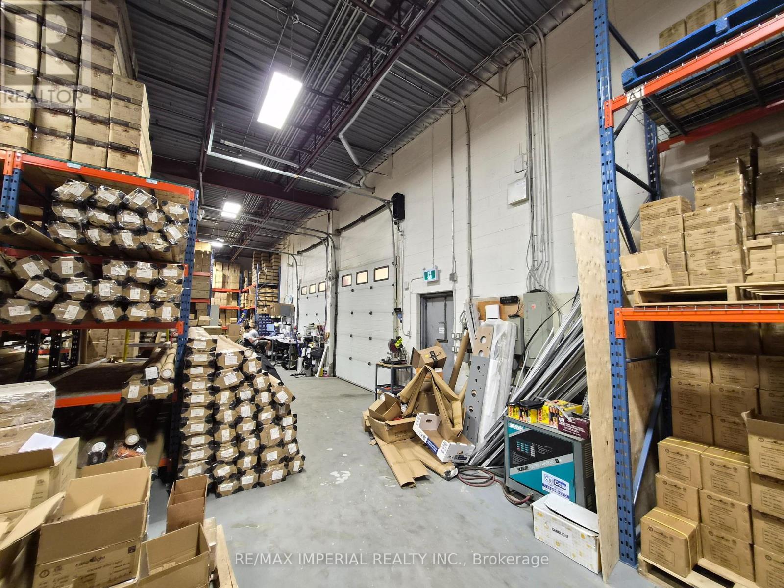 7 & 8 - 305 Industrial Parkway S, Aurora, Ontario  L4G 6X7 - Photo 3 - N13568194