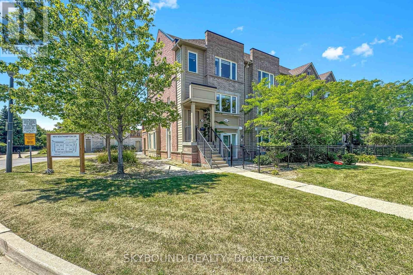 109 - 4950 Winston Churchill Boulevard, Mississauga, Ontario  L5M 8E3 - Photo 2 - W13565882
