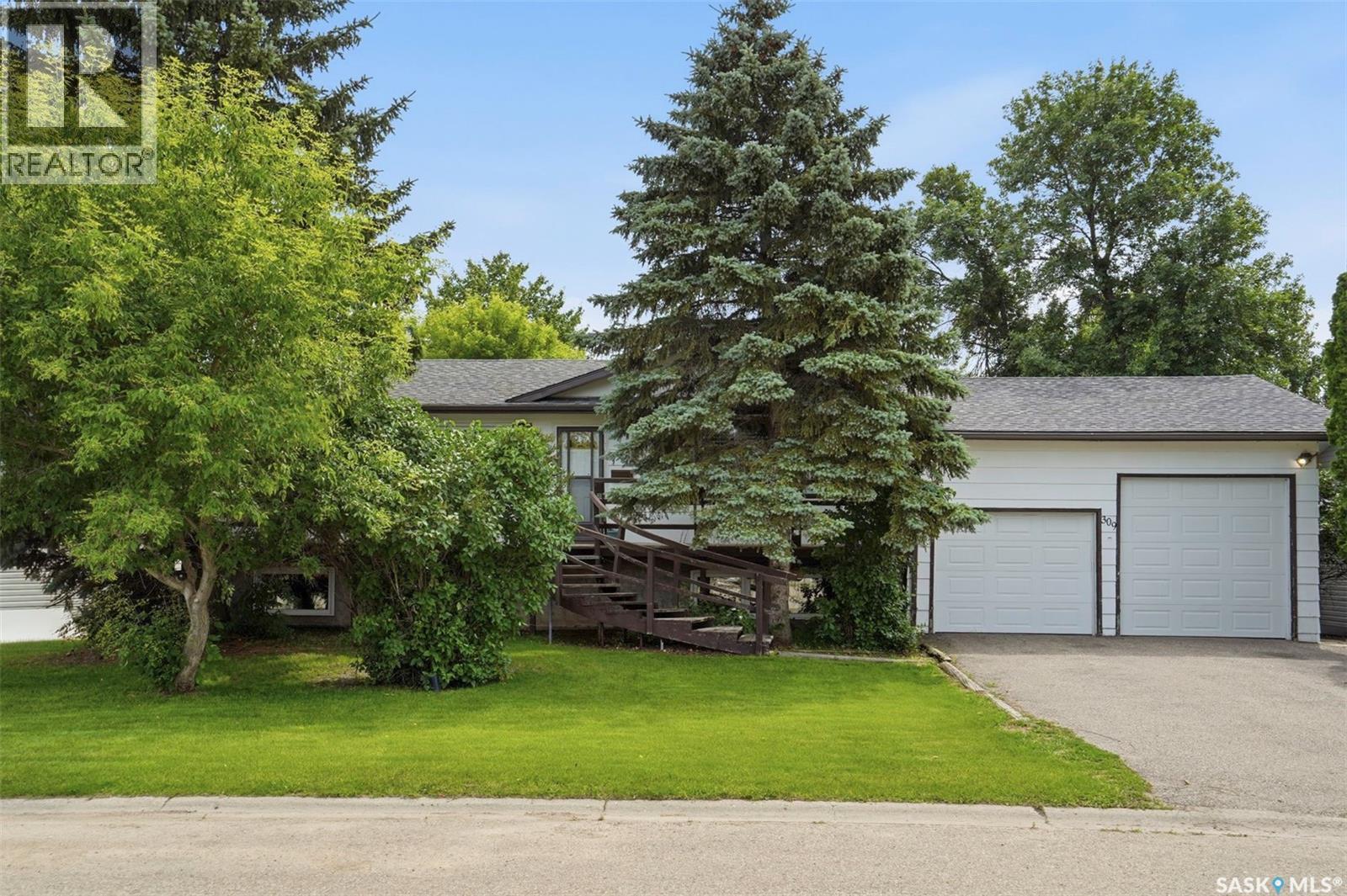 309 2nd AVENUE W, Watrous