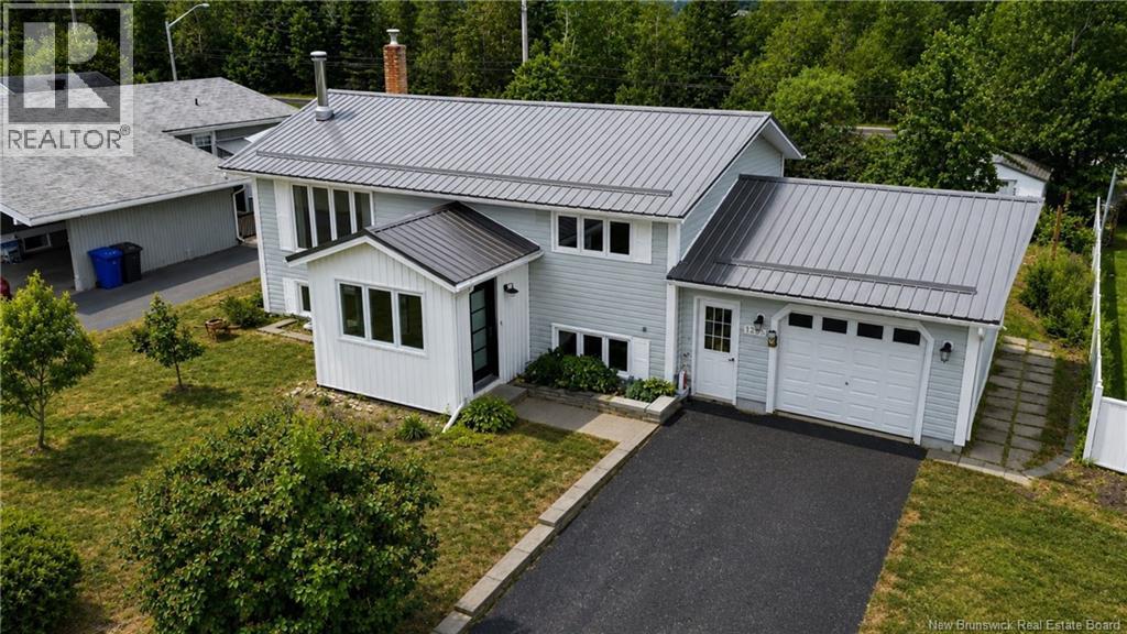 1255 Veniot Avenue, Bathurst, New Brunswick  E2A 4C1 - Photo 2 - NB144066