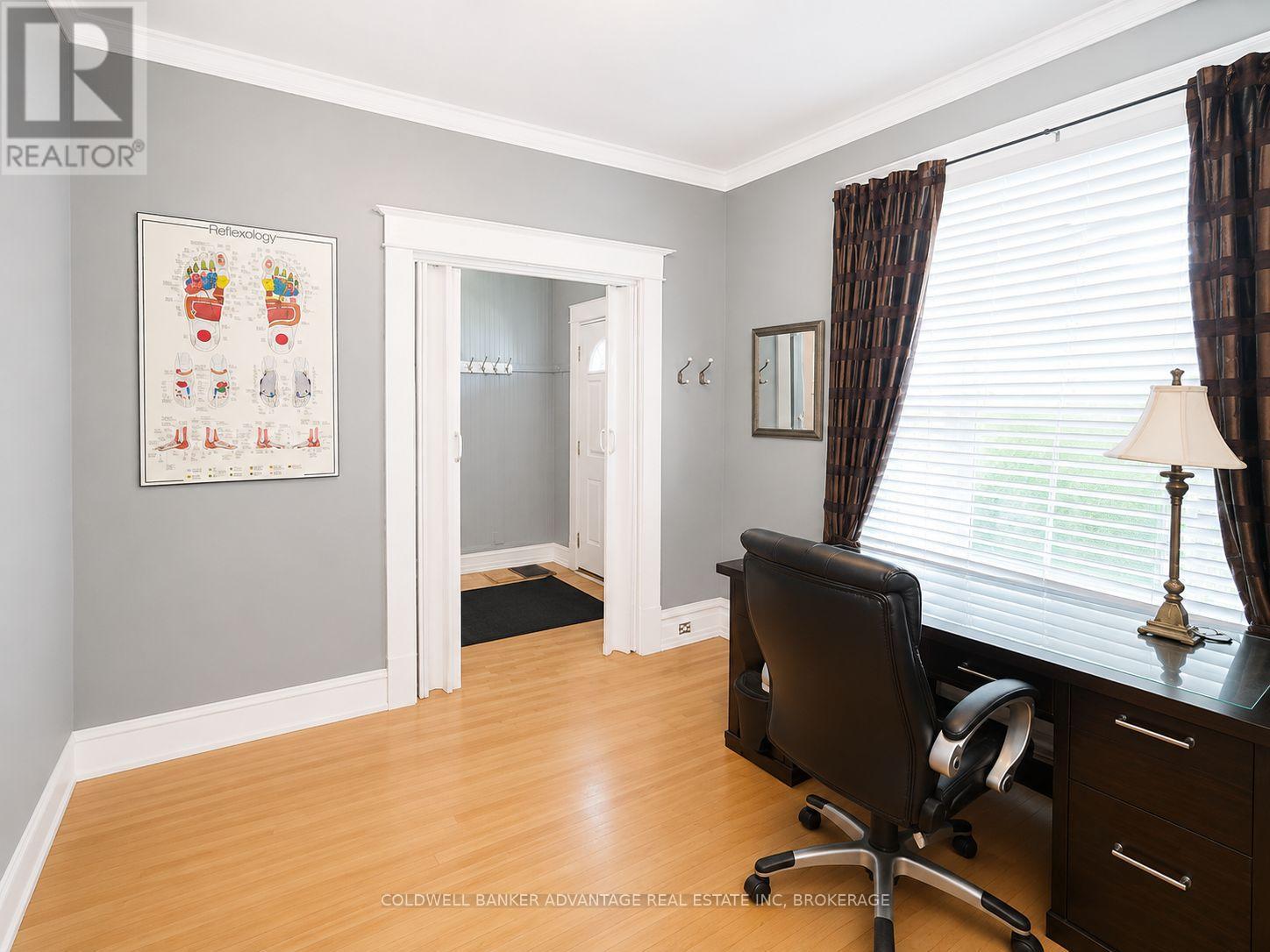 64 Pine Street N, Thorold, Ontario  L2V 2N9 - Photo 5 - X13568416