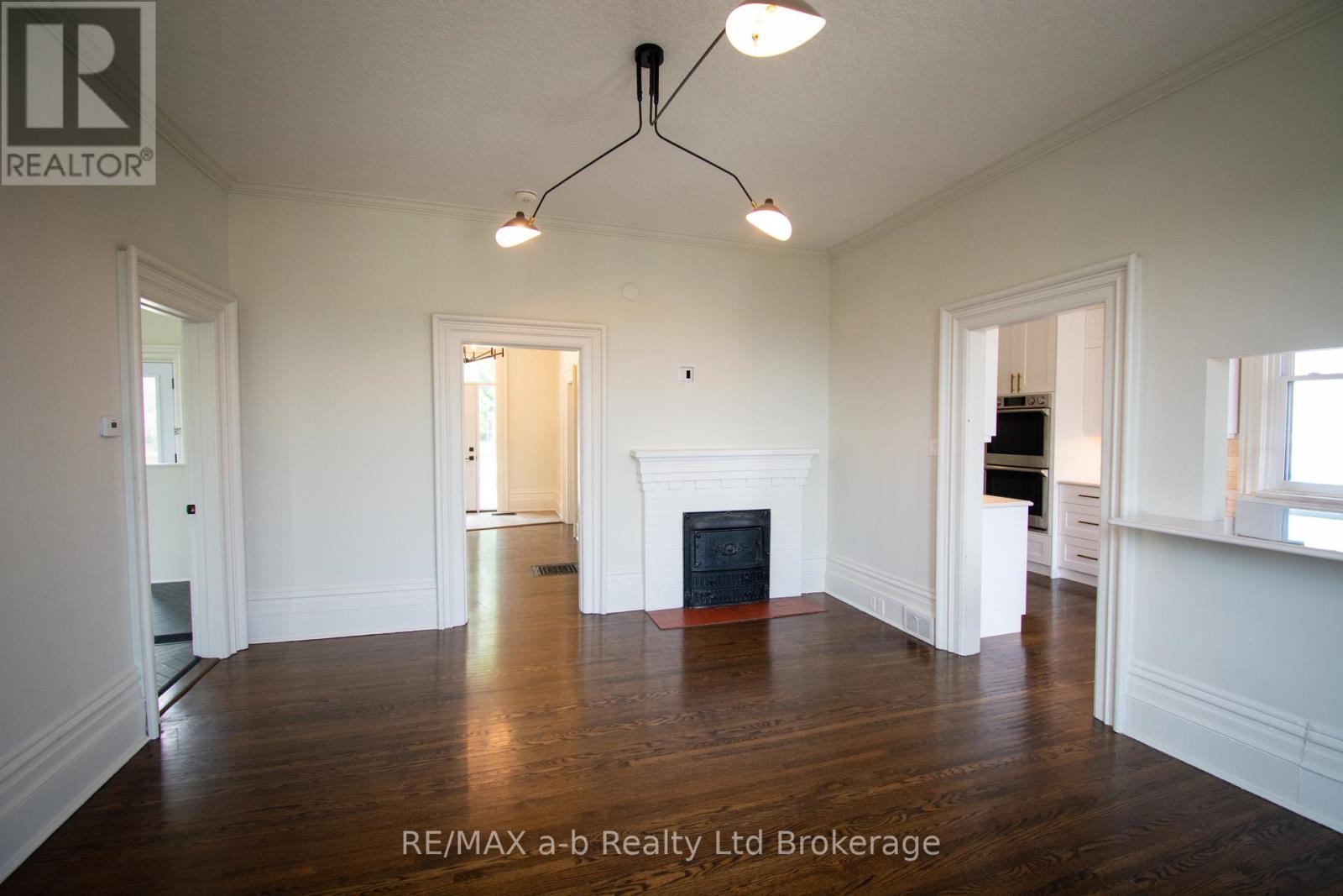 4 - 66 Daly Avenue, Stratford, Ontario  N5A 1B8 - Photo 10 - X13568518