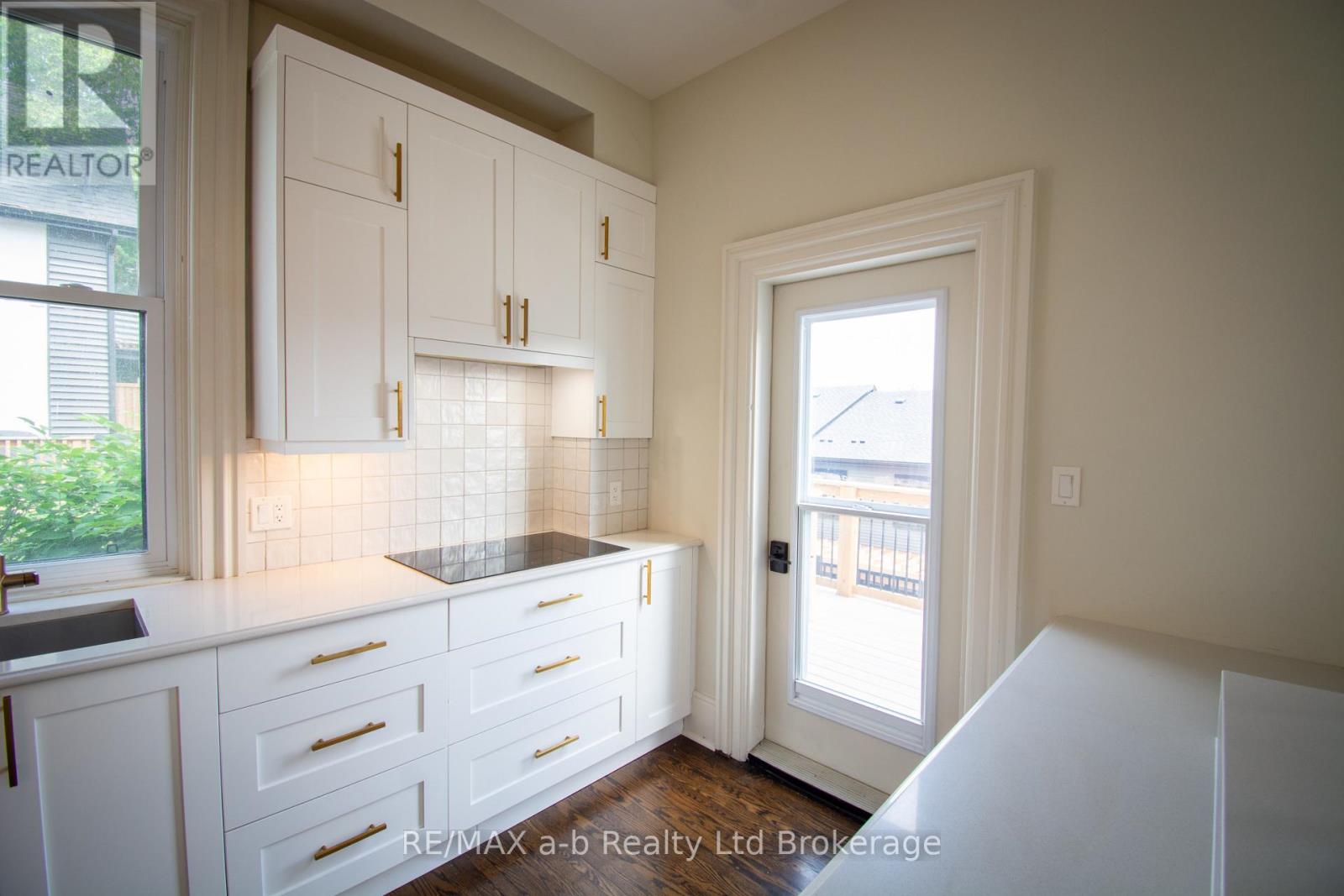 4 - 66 Daly Avenue, Stratford, Ontario  N5A 1B8 - Photo 12 - X13568518