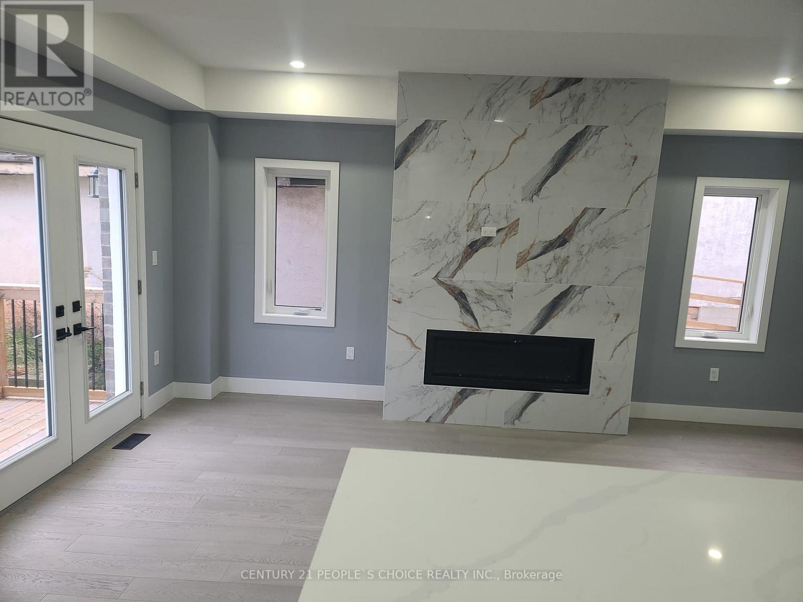 (Upper) - 84 Beland Avenue, Hamilton, Ontario  L8H 6C1 - Photo 2 - X13562542