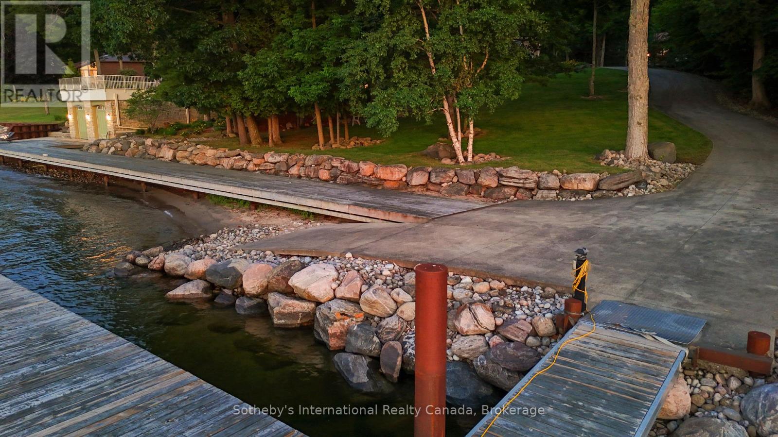 250 Gordon Drive, Penetanguishene, Ontario  L9M 1Y4 - Photo 48 - S13568450