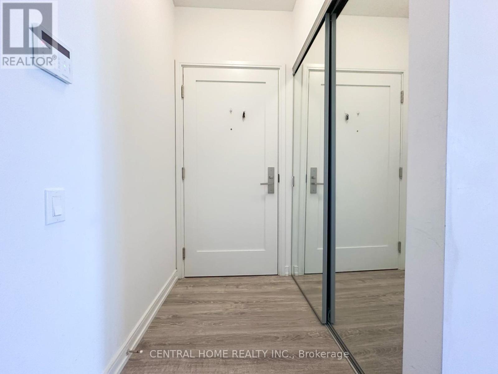 1602 - 28 Wellesley Street E, Toronto, Ontario M4Y 0C4 - Photo 10 - C13568452