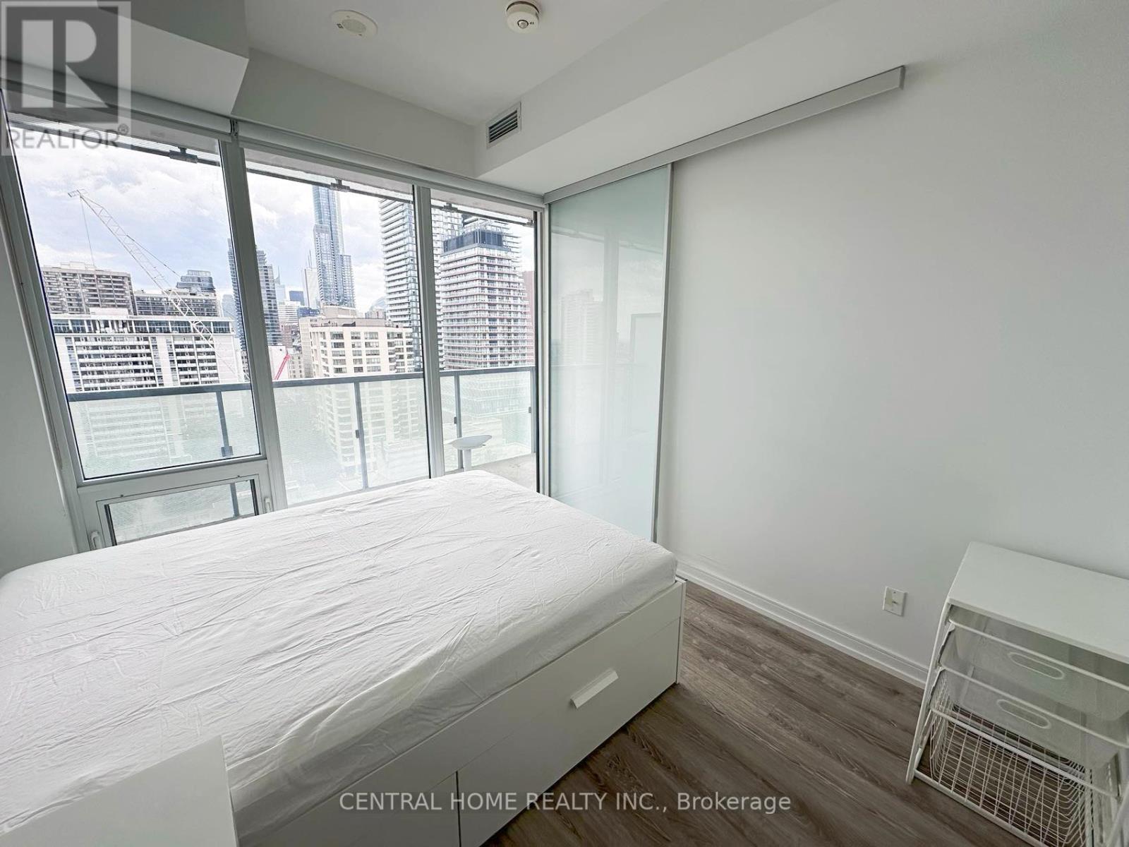 1602 - 28 Wellesley Street E, Toronto, Ontario M4Y 0C4 - Photo 8 - C13568452