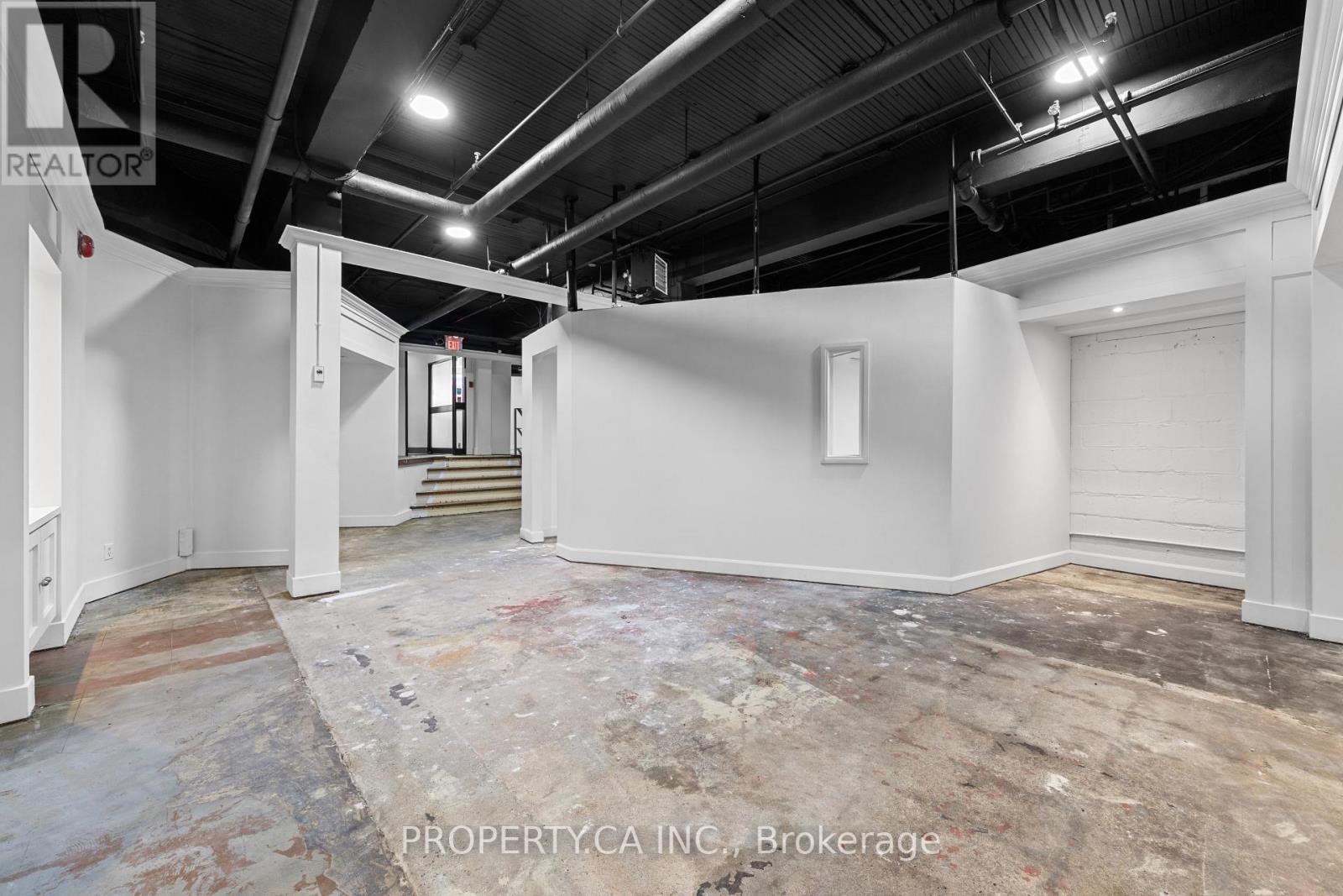 Floor 1 - 320-26 Davenport Road, Toronto, Ontario  M5R 1K6 - Photo 17 - C13568486