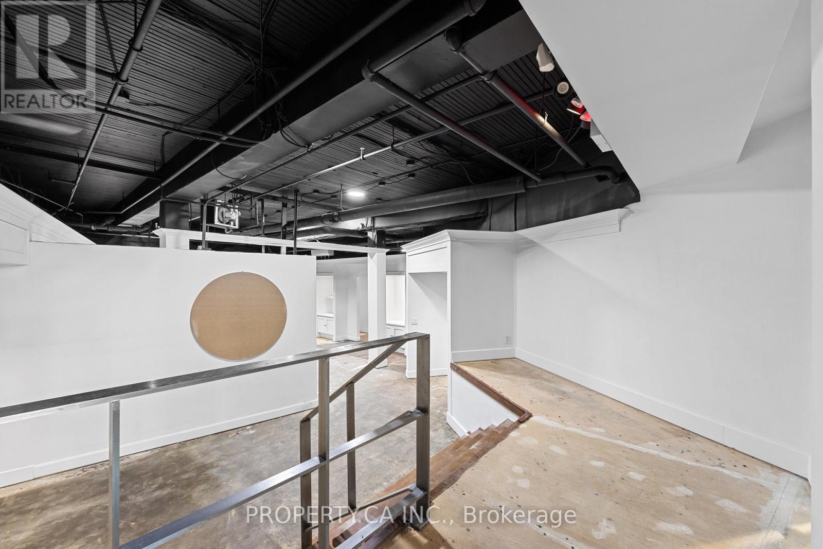 Floor 1 - 320-26 Davenport Road, Toronto, Ontario  M5R 1K6 - Photo 19 - C13568486
