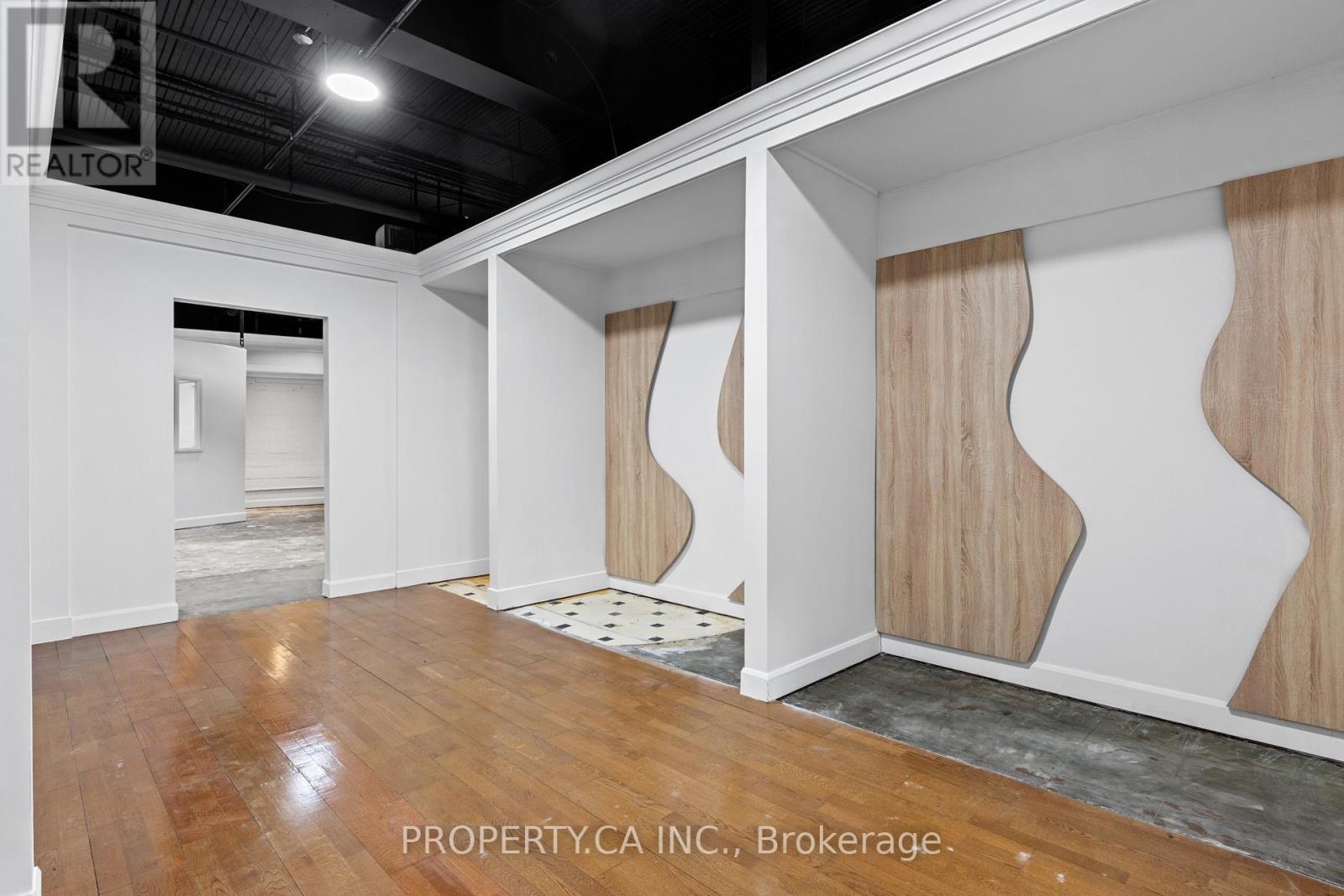 Floor 1 - 320-26 Davenport Road, Toronto, Ontario  M5R 1K6 - Photo 21 - C13568486
