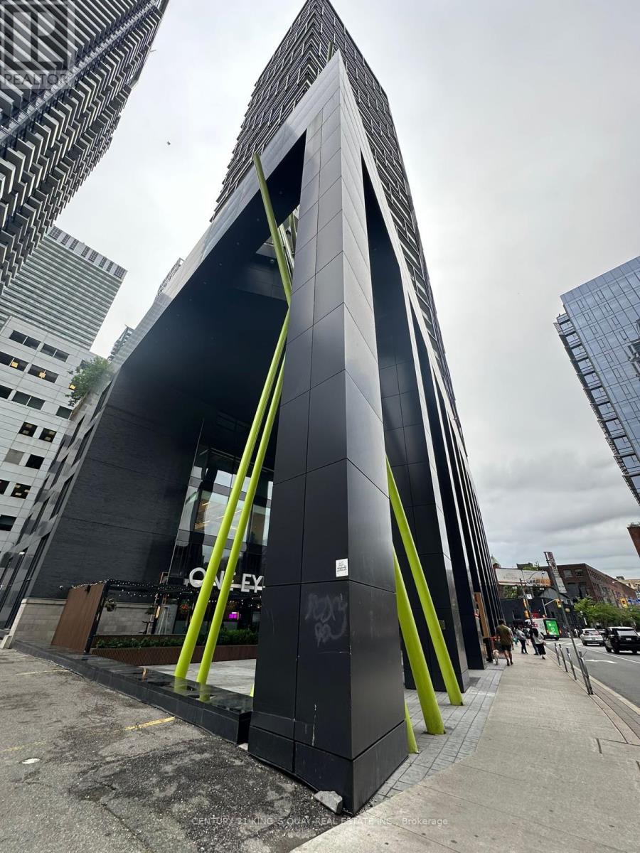 803 - 125 PETER STREET, Toronto (Waterfront Communities)