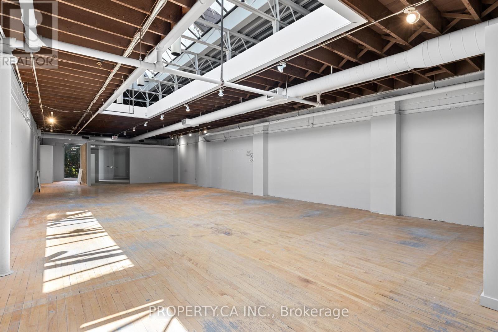 302 - 170 Bedford Road, Toronto, Ontario M5R 2K9 - Photo 2 - C13568574