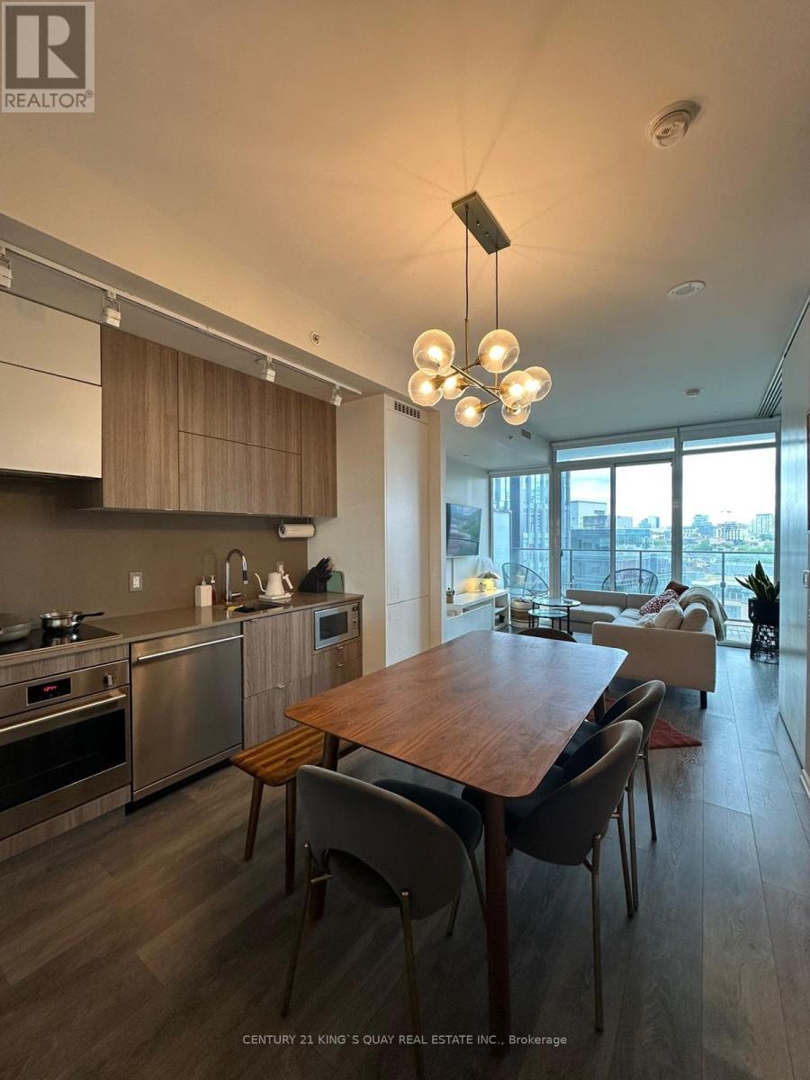 803 - 125 Peter Street, Toronto, Ontario  M5V 0M2 - Photo 3 - C13568576