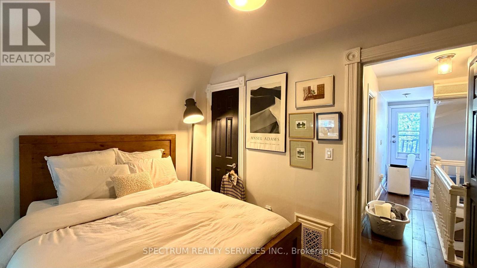 2 - 92 Caroline Avenue, Toronto, Ontario  M4M 2X7 - Photo 14 - E13568522