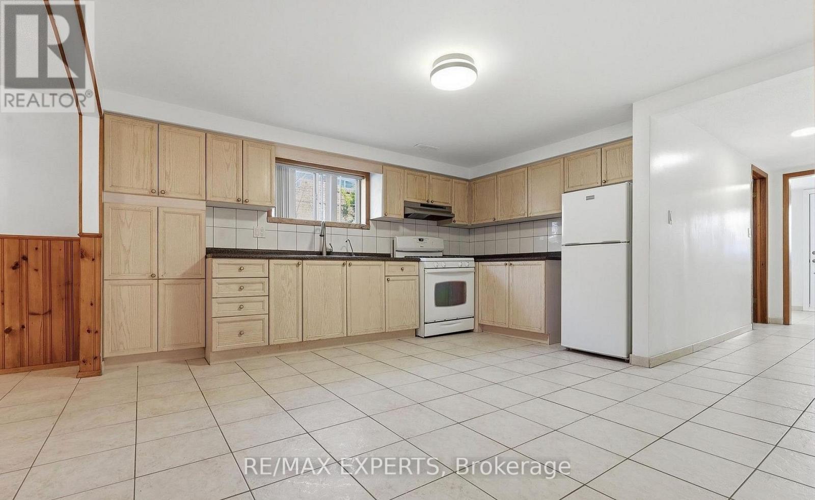 Bsmt - 228 Andrew Park, Vaughan, Ontario  L4L 1G2 - Photo 6 - N13568484