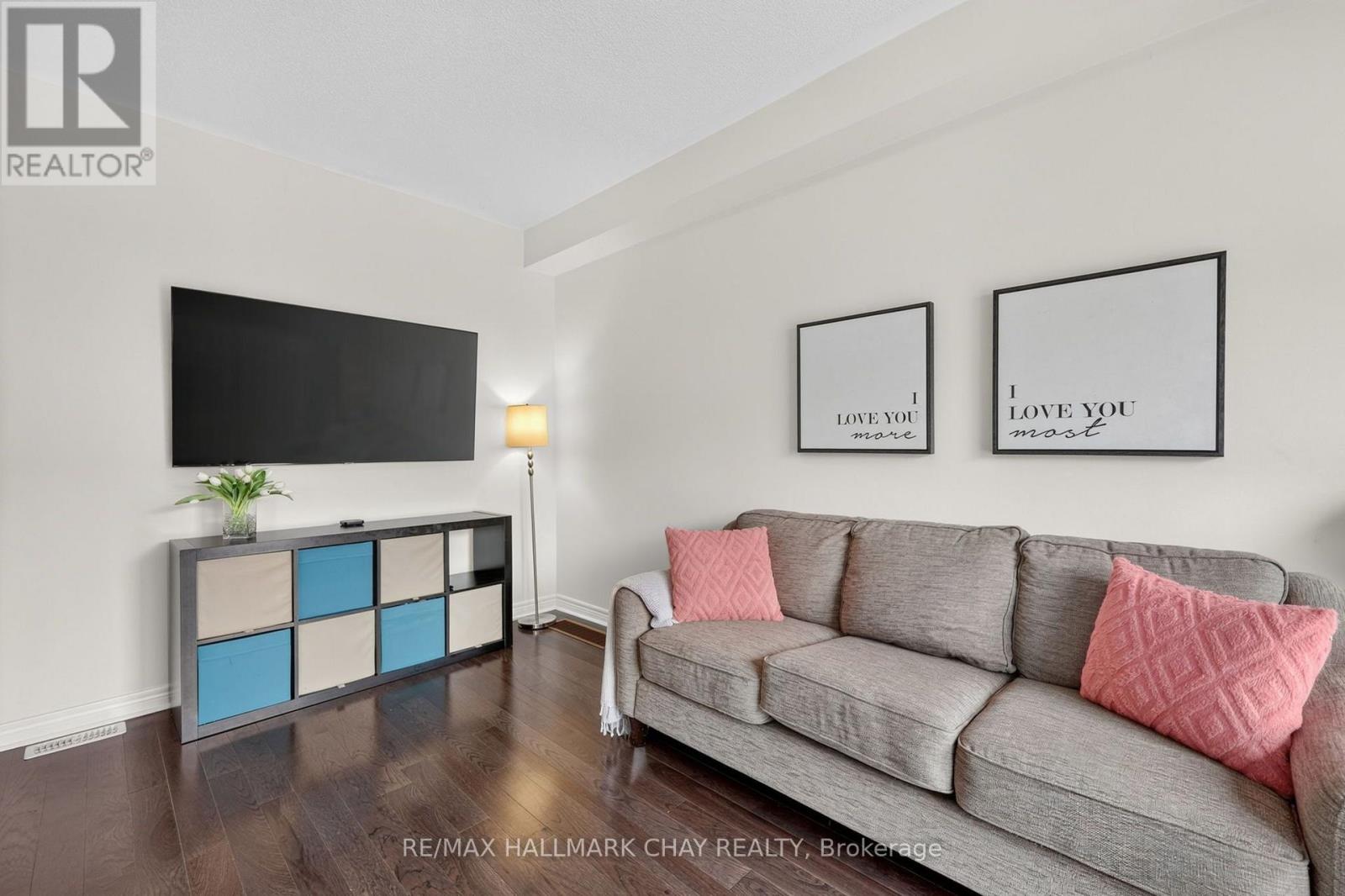 21 Pearcey Crescent, Barrie, Ontario  L4N 6R8 - Photo 6 - S13568418