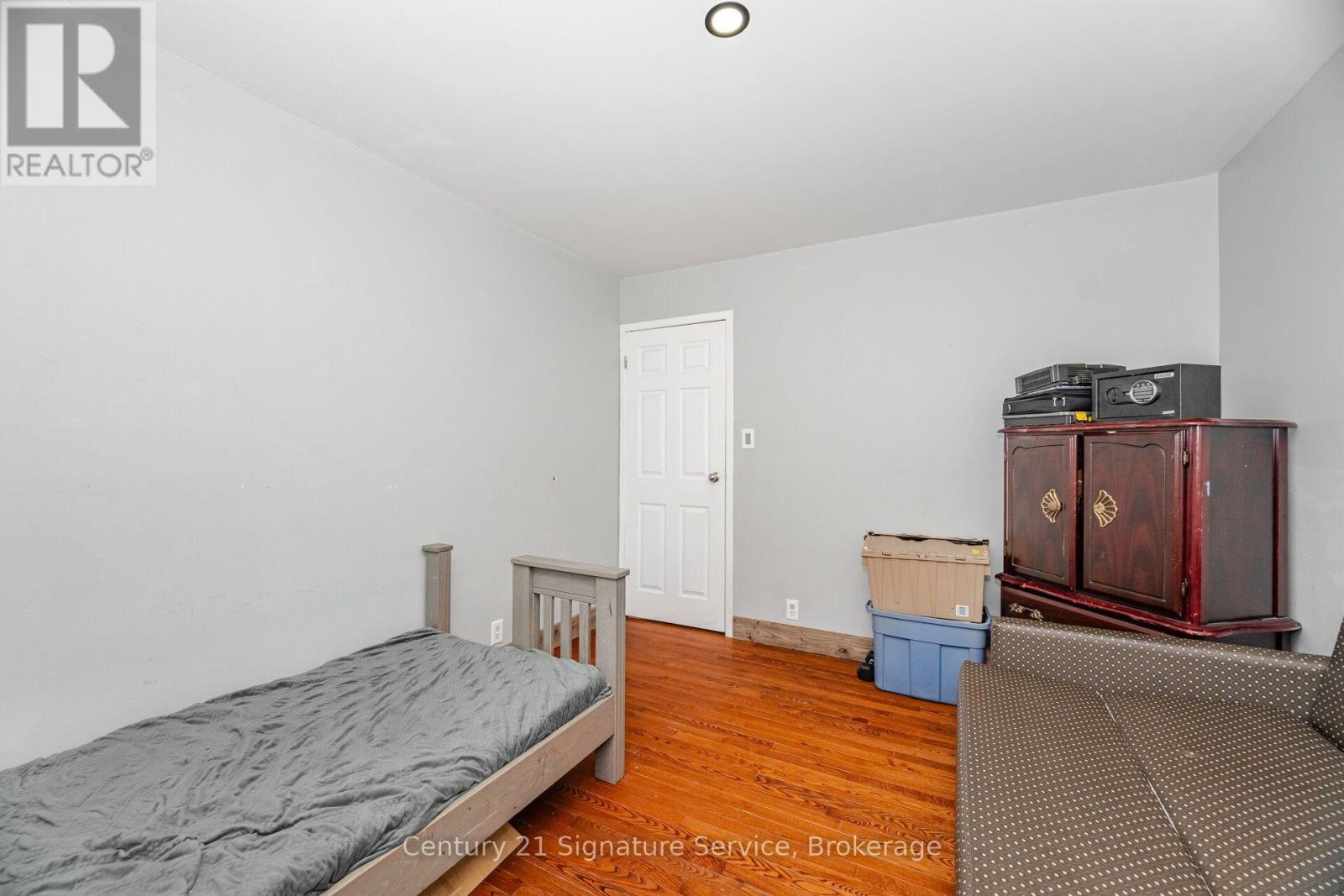 120 Switzer Street, Clearview (New Lowell), Ontario  L0M 1N0 - Photo 18 - S13568472