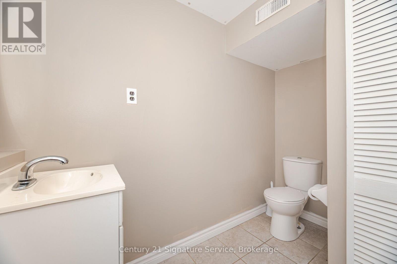 120 Switzer Street, Clearview (New Lowell), Ontario  L0M 1N0 - Photo 24 - S13568472