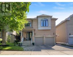 11 TWEEDIE CRESCENT, Whitby, Ontario