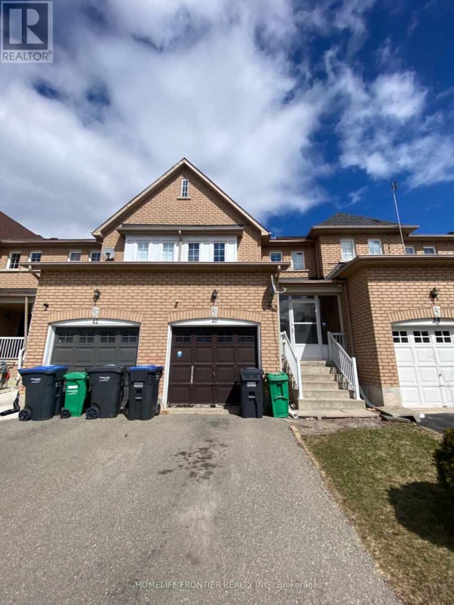40 STIRRUP COURT, Brampton (Fletcher's Creek Village)