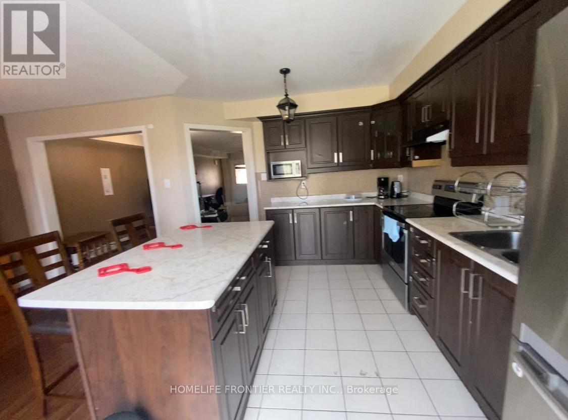 40 Stirrup Court, Brampton, Ontario  L6X 4Y1 - Photo 6 - W13568344