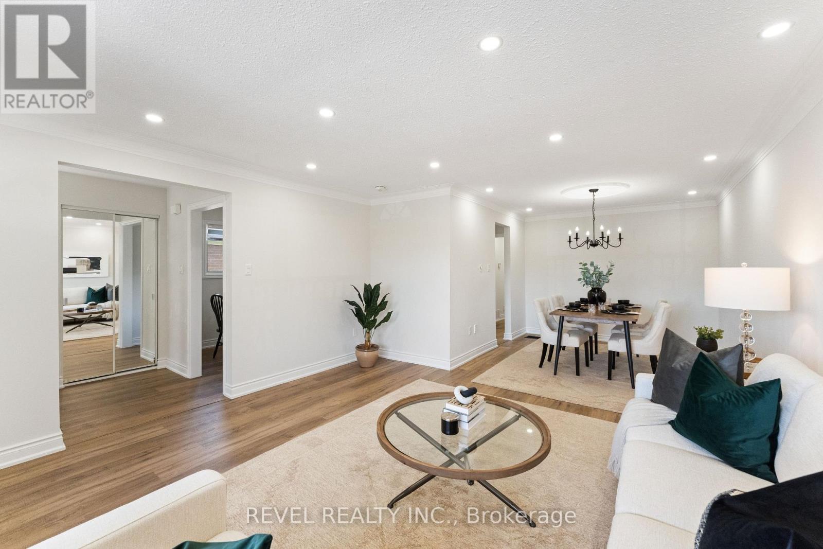 Upper - 291 Thrace Avenue, Mississauga, Ontario  L5B 2B2 - Photo 17 - W13568368