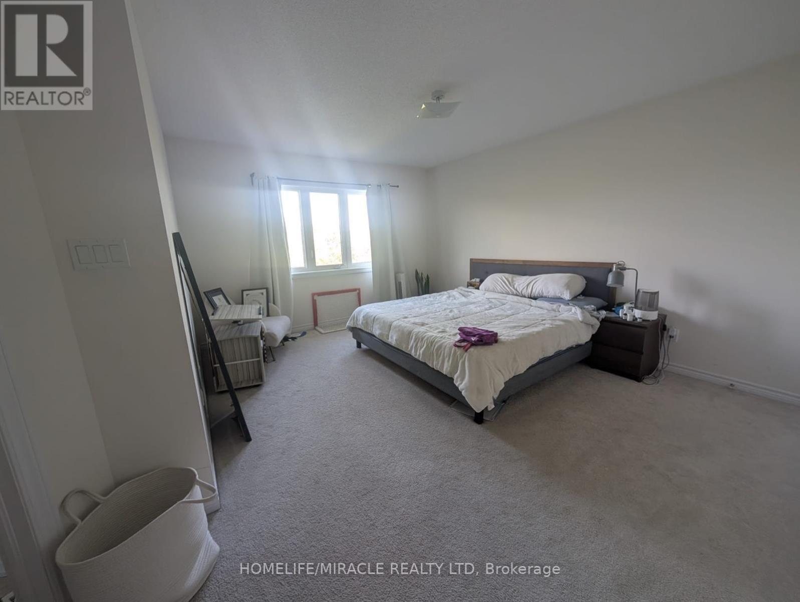 82 Aspen Hills Road, Brampton, Ontario  L6Y 0H8 - Photo 9 - W13568464