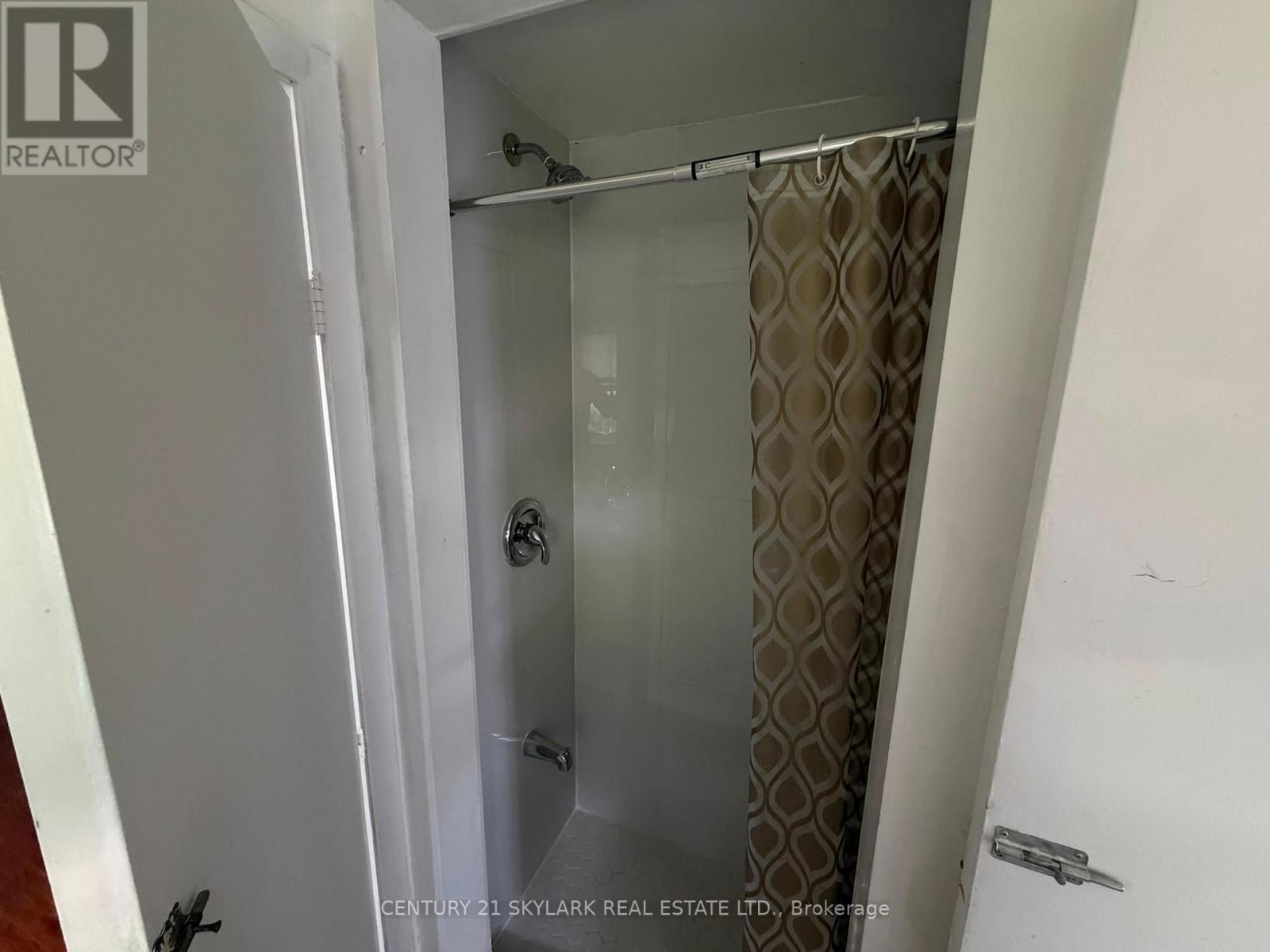 35 Cumberland Drive, Brampton, Ontario  L6V 1W5 - Photo 16 - W13568590