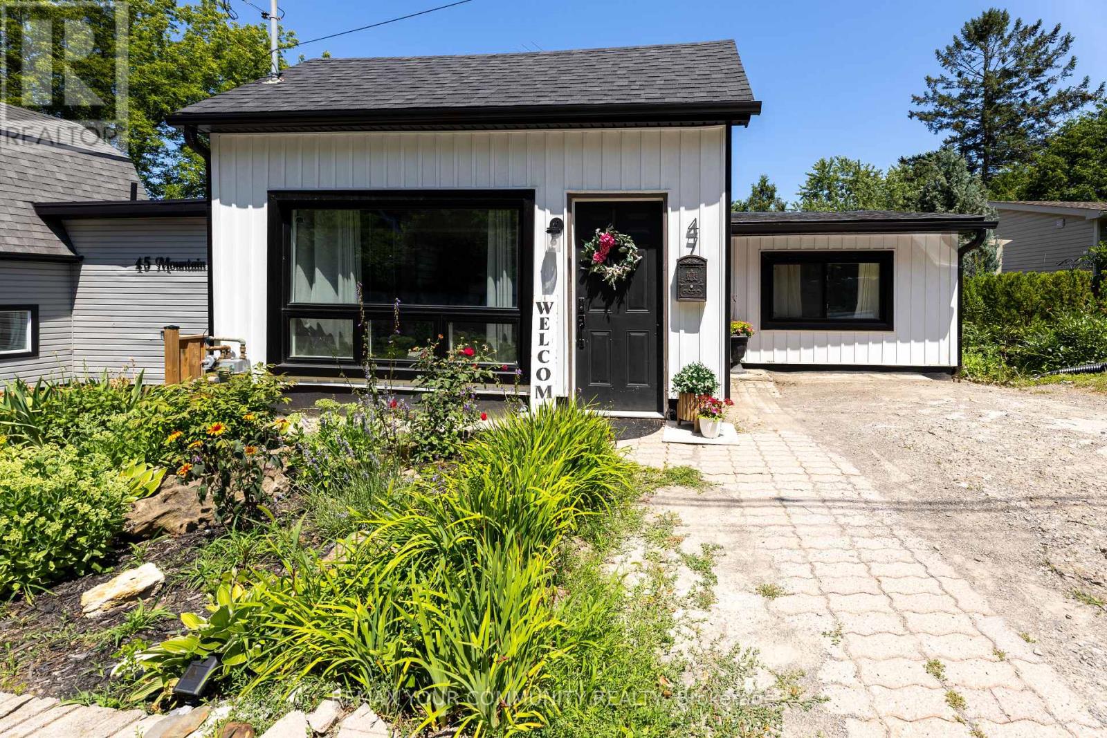 47 Mountain Street, Grimsby, Ontario  L3M 3K2 - Photo 24 - X13568432