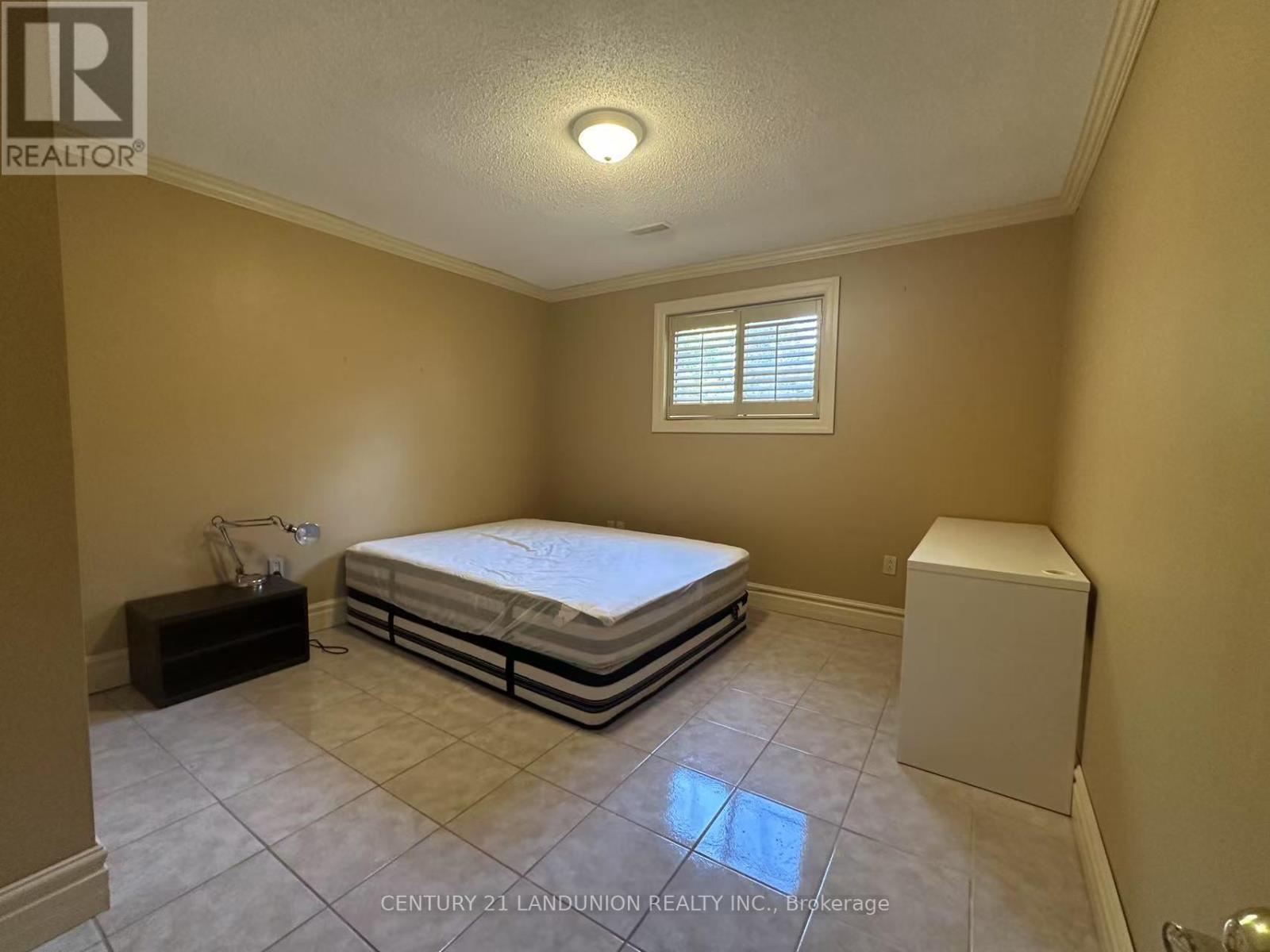 104 Hepburn Crescent, Hamilton, Ontario L9C 7S5 - Photo 11 - X13568512