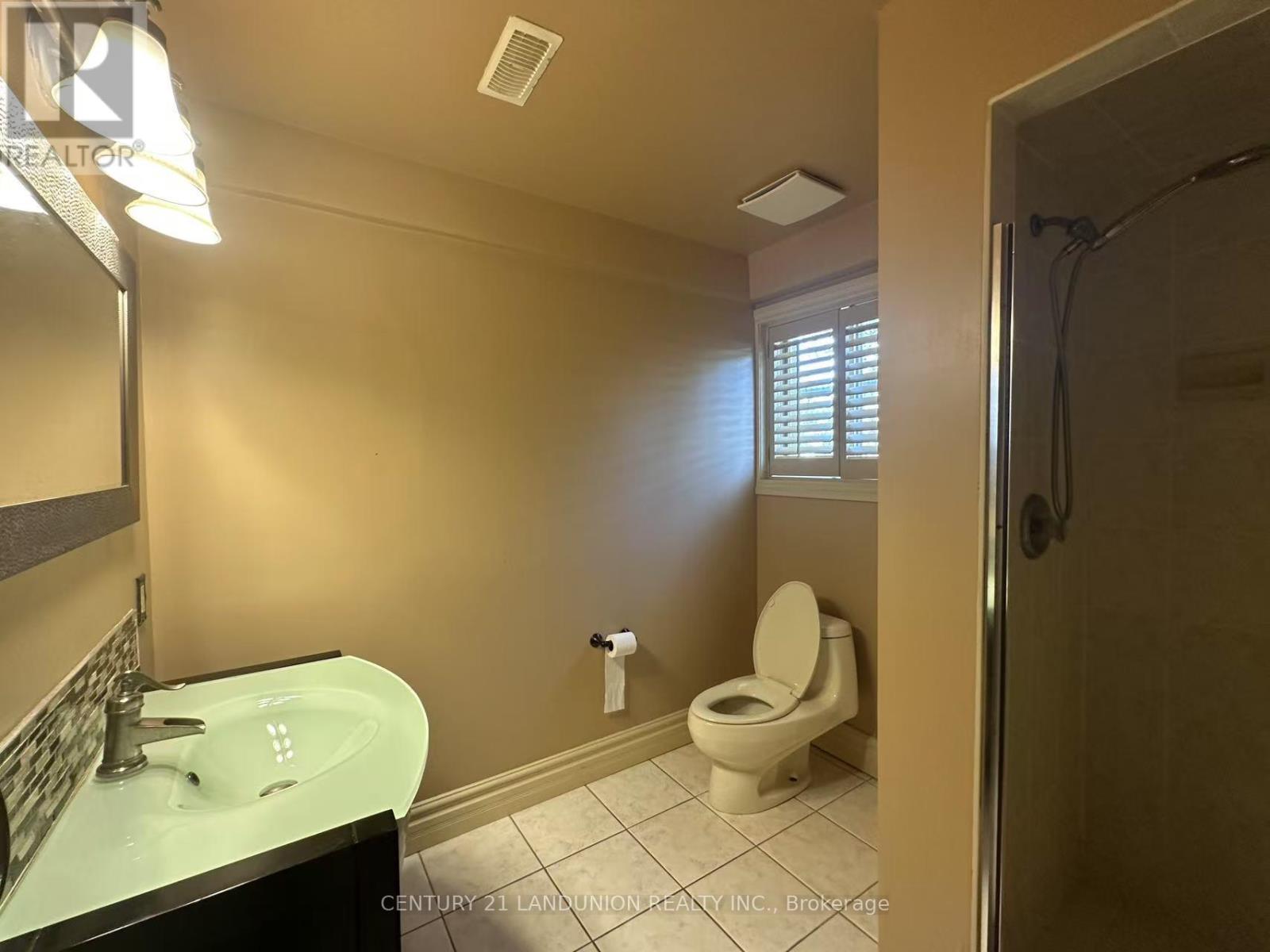 104 Hepburn Crescent, Hamilton, Ontario L9C 7S5 - Photo 12 - X13568512