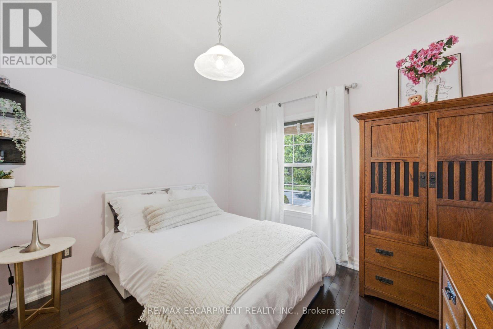 92 Auchmar Road, Hamilton, Ontario L9C 1C5 - Photo 15 - X13568556