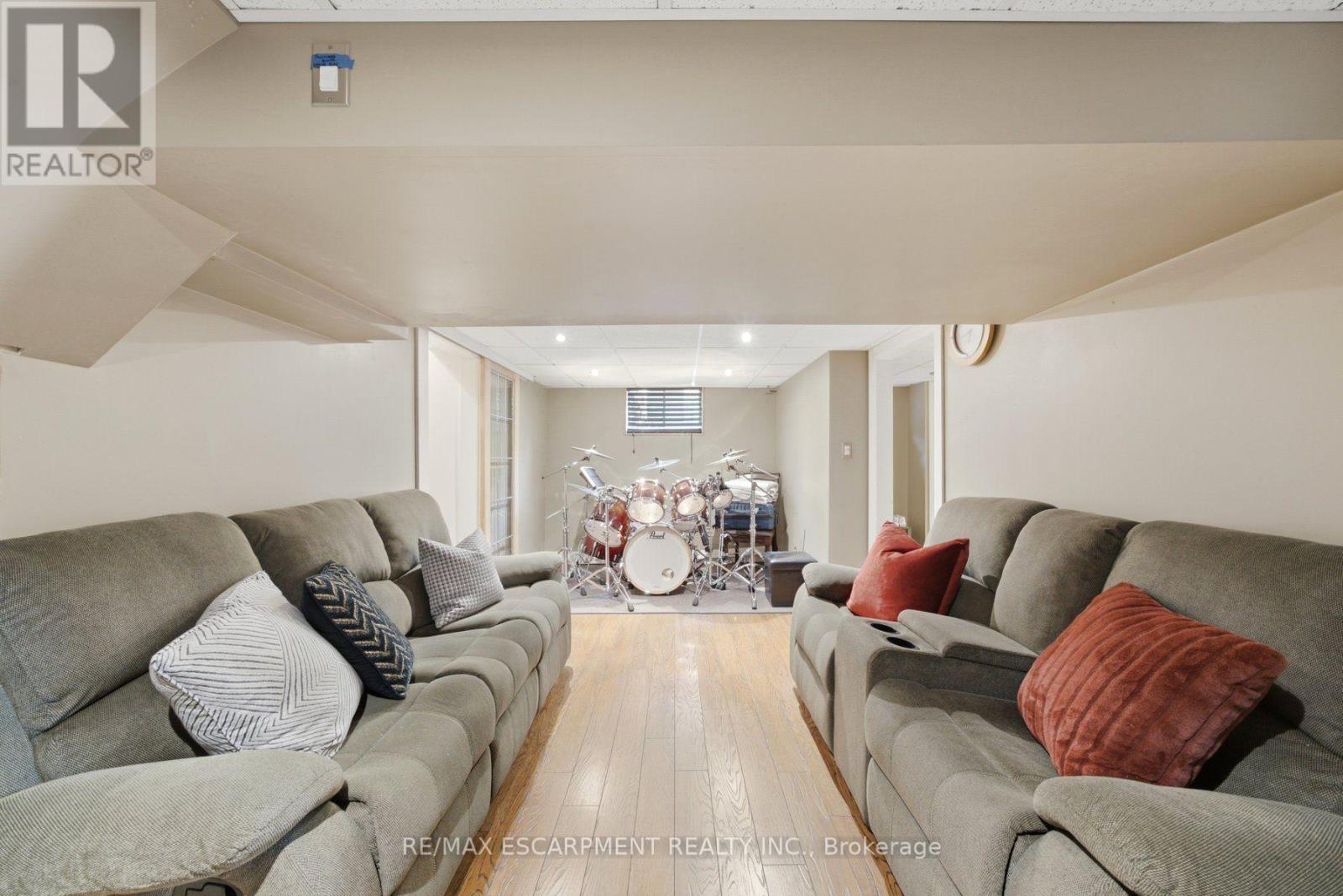 92 Auchmar Road, Hamilton, Ontario L9C 1C5 - Photo 30 - X13568556