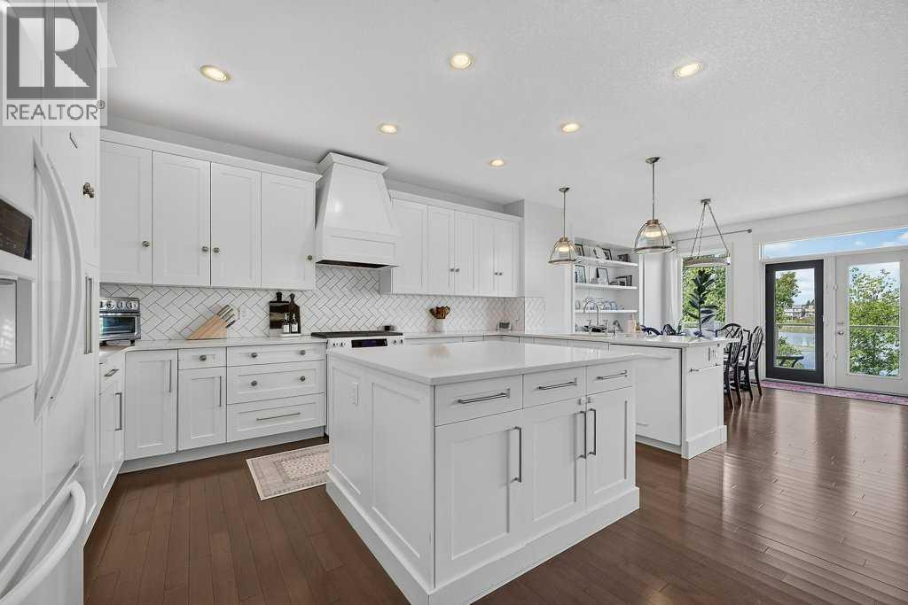 232 Copperpond Circle SE, Calgary, Alberta  T2Z 0R3 - Photo 7 - A2327549