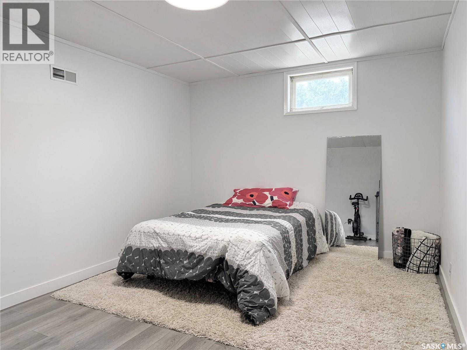 415 Park Avenue, Outlook, Saskatchewan  S0L 2N0 - Photo 28 - SK042677