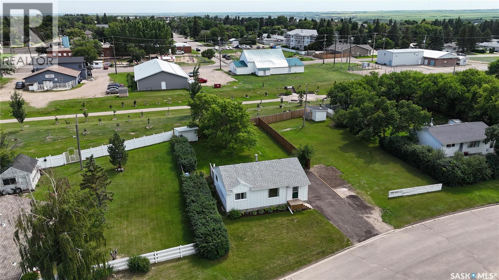 415 Park Avenue, Outlook, Saskatchewan  S0L 2N0 - Photo 39 - SK042677