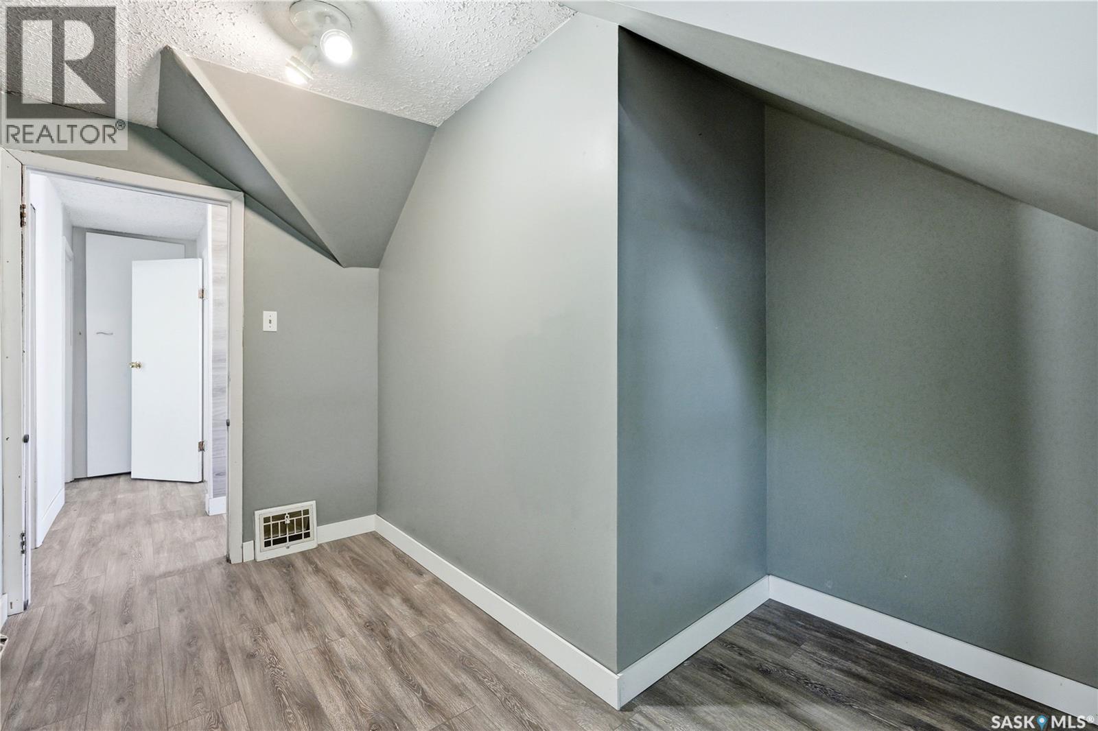 927 4th Avenue N, Saskatoon, Saskatchewan  S7K 2N5 - Photo 20 - SK042559