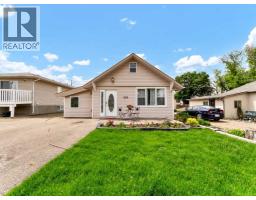 309 1 Street NW, Redcliff, Alberta