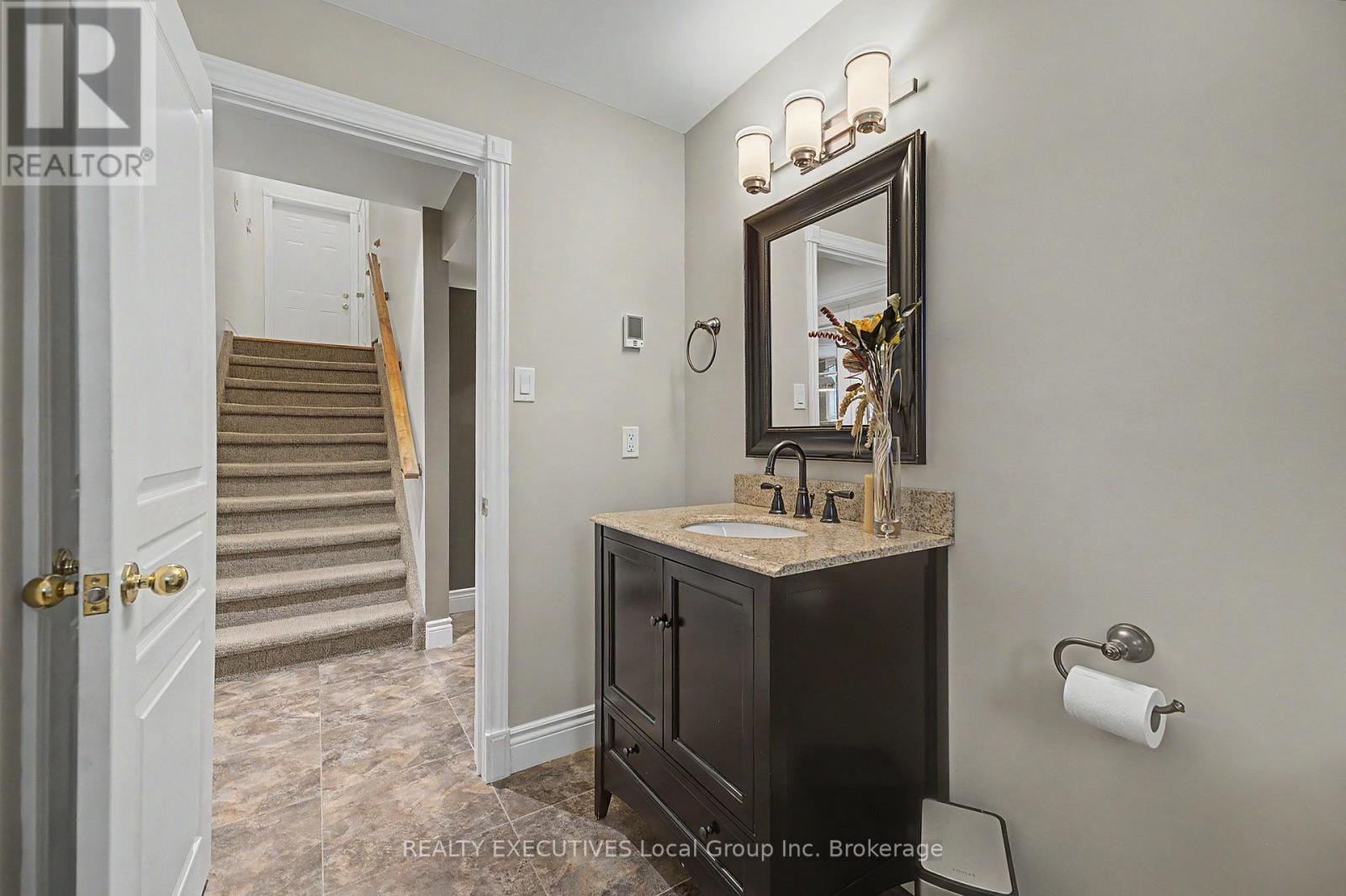 16 Vermont Crescent, North Bay, Ontario  P1C 1L5 - Photo 41 - X13568704