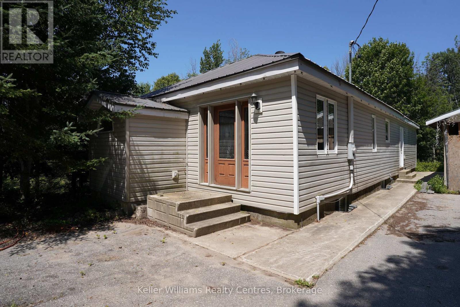 242161 Concession 3 Rr1, Georgian Bluffs, Ontario  N4K 5N7 - Photo 5 - X13568642