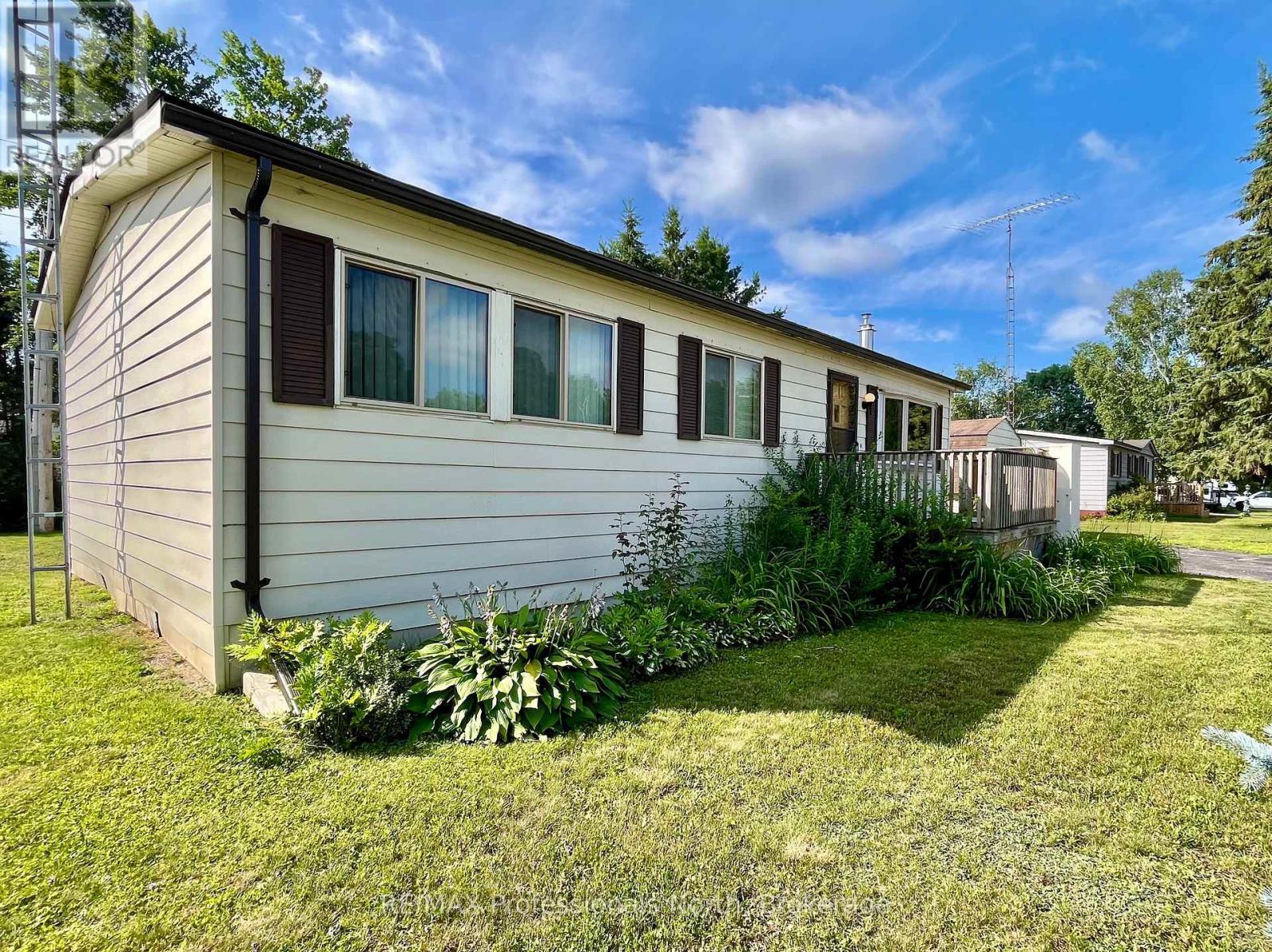 1034 Eighth Lane, Minden Hills, Ontario  K0M 2K0 - Photo 6 - X13568732