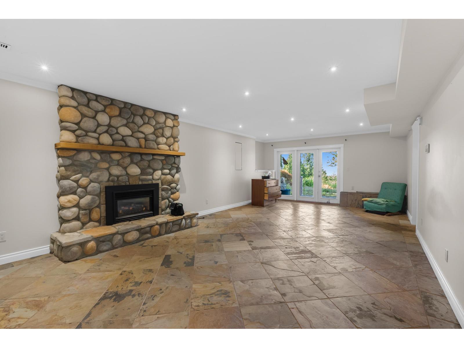 17311 HILLVIEW PLACE — photo 22