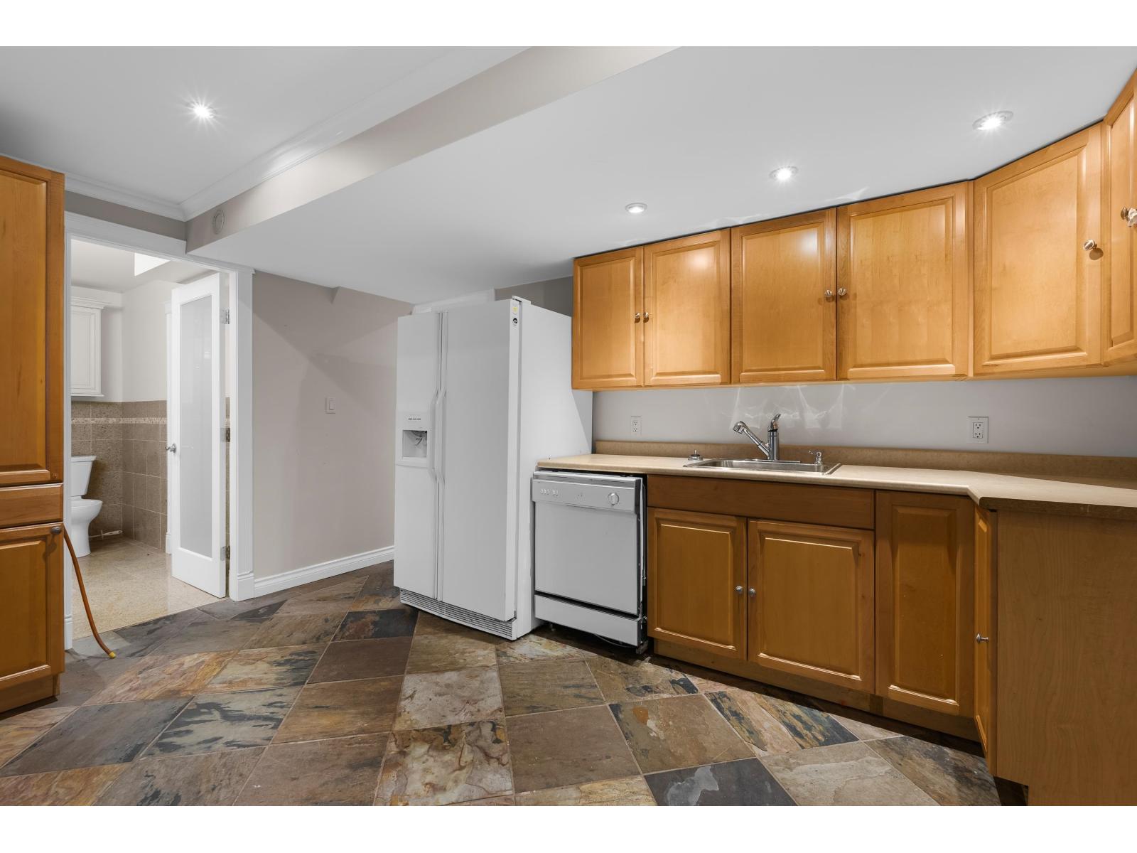 17311 HILLVIEW PLACE — photo 24