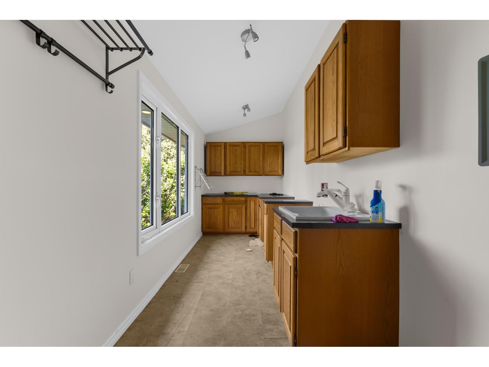 17311 HILLVIEW PLACE — photo 16