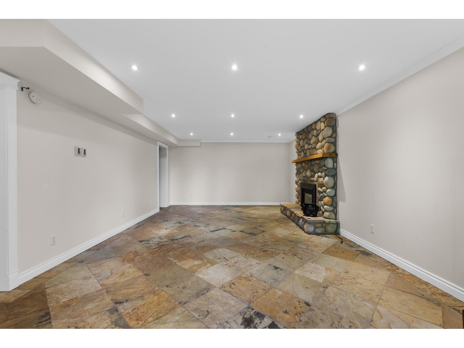 17311 HILLVIEW PLACE — photo 23